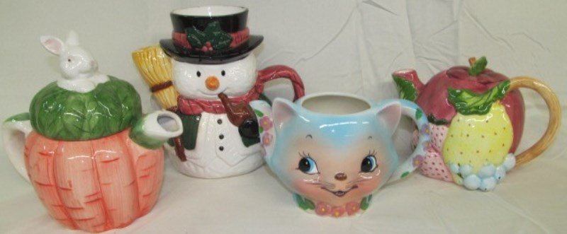Home DÃ©cor ~ Lot of 4 Tea Pots ~ Carrot ~ Kitty ~: Home DÃ©cor ~ Lot of 4 Tea Pots ~ Carrot ~ Kitty ~ Snowman ~ Apple