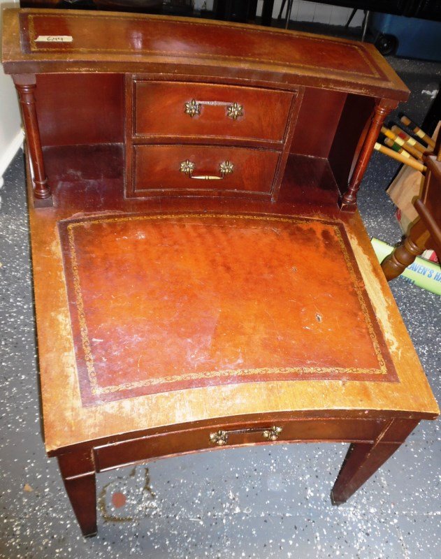 Leather Top Accent Table w/2 Drawers - Needs a little (1 of 6)