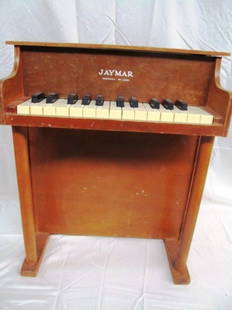 Vintage JayMar Child's Toy Working Piano: Vintage JayMar Child's Toy Working Piano