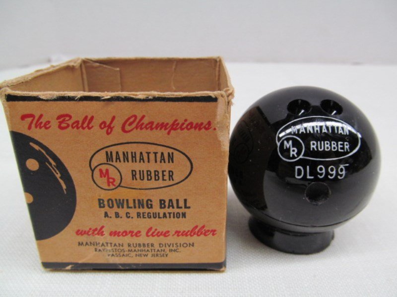 Vintage Miniature Manhattan Rubber Bowling Ball (1 of 3)