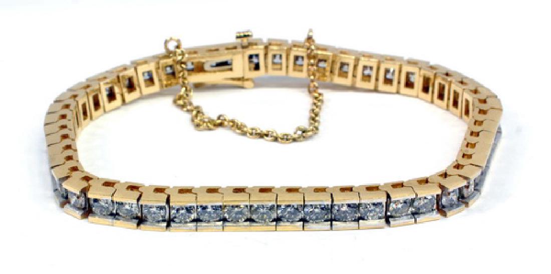 Ladies 14kt. Gold 8.75 Ct. Diamond Tennis Bracelet (1 of 3)