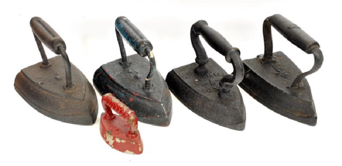 Estate Iron Pieces/sad Irons/shoe Forms: Estate Fresh, Painted Sad Irons And More