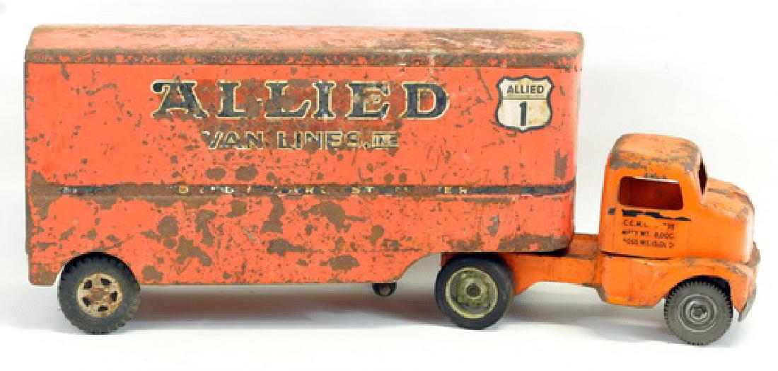 3 Tonka Toy Trucks Mound Minn, two trailers: diecast metal.