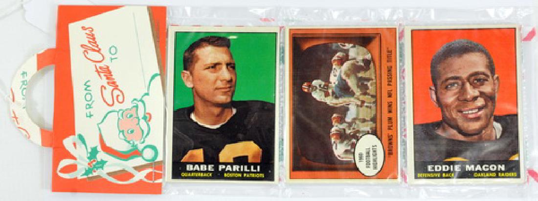 1961 Topps Football Christmas Rack Pack (1 of 2)