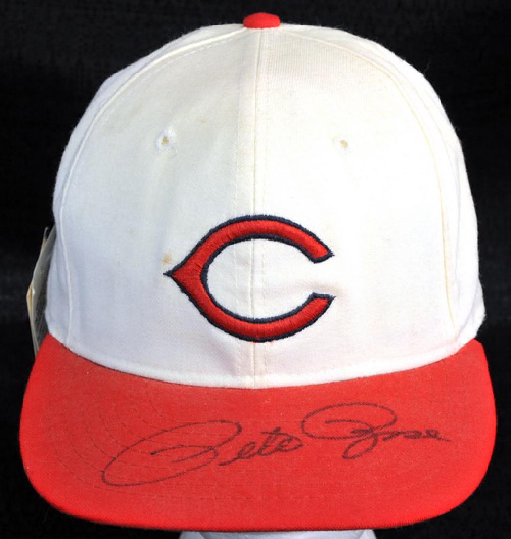 Pete Rose Signed Hat And Print: Coopertown Collection Signed Hat And Print Of Rose With Fred Lynn Flipping The Bird