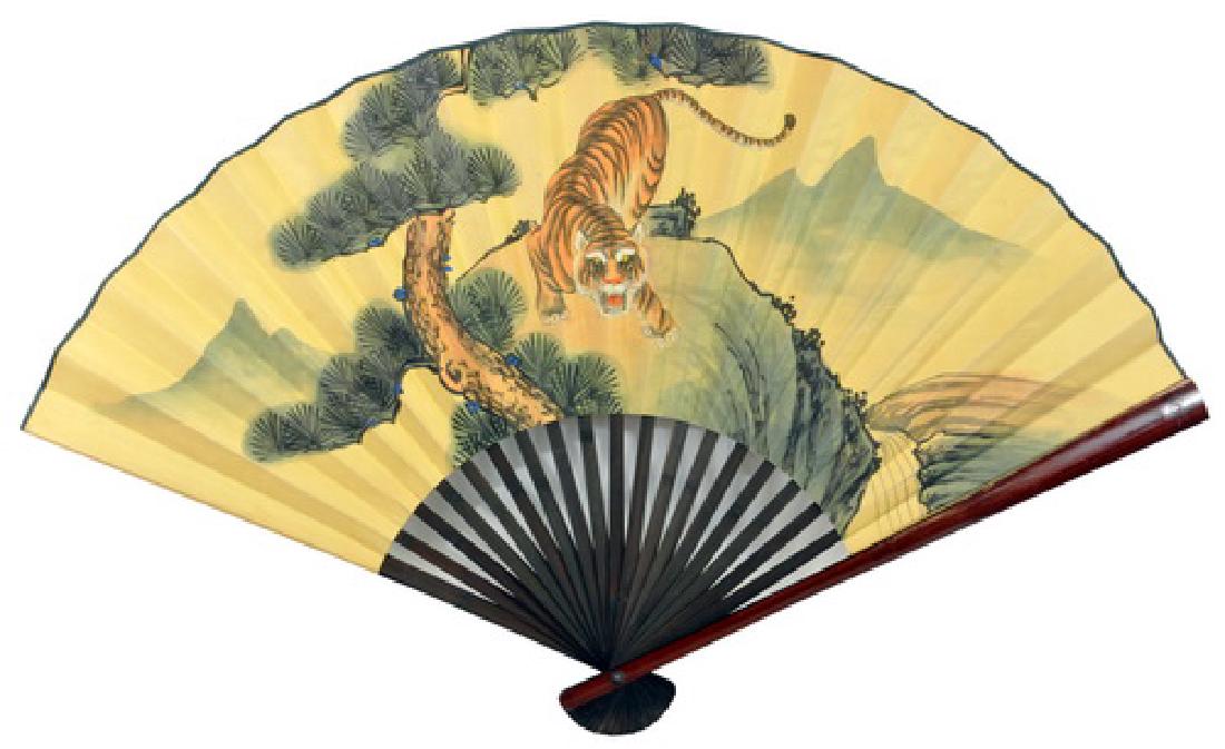 Oriental print of a tiger on a paper hand fan (1 of 2)