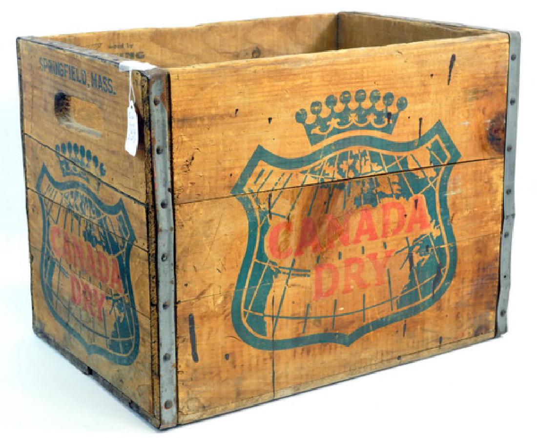 Five Vintage wooden boxes (1 of 5)
