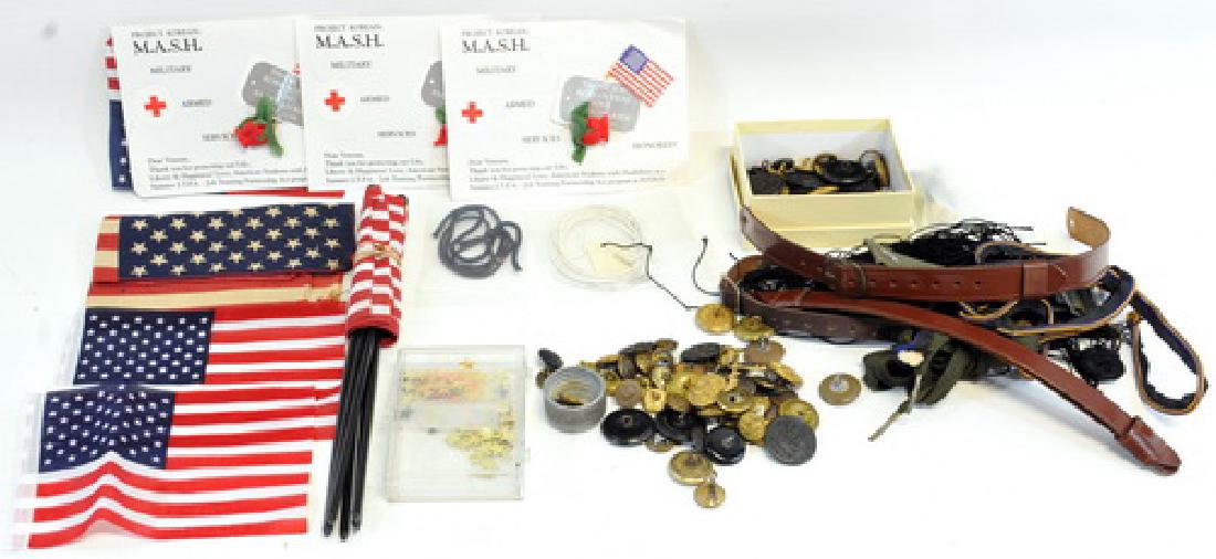1 WW2 USMC Cap Badge, 2 WW2 Efficency Awards: WW2 Military buttons, Army, Navy, Marine Corps, with original replacement straps for military caps and etc.