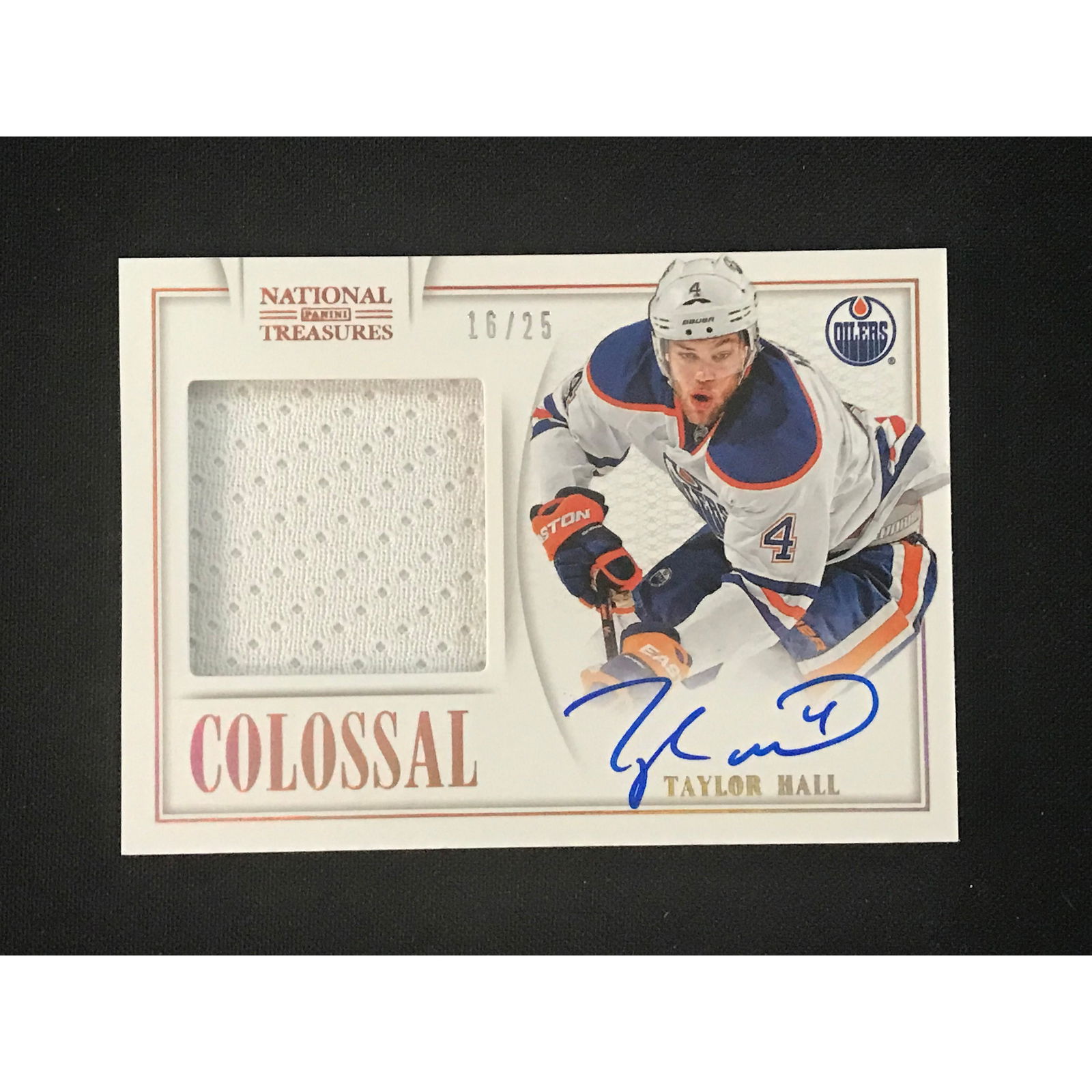 2013 Panini Taylor Hall Auto/jersey Card 16/25 (1 of 2)