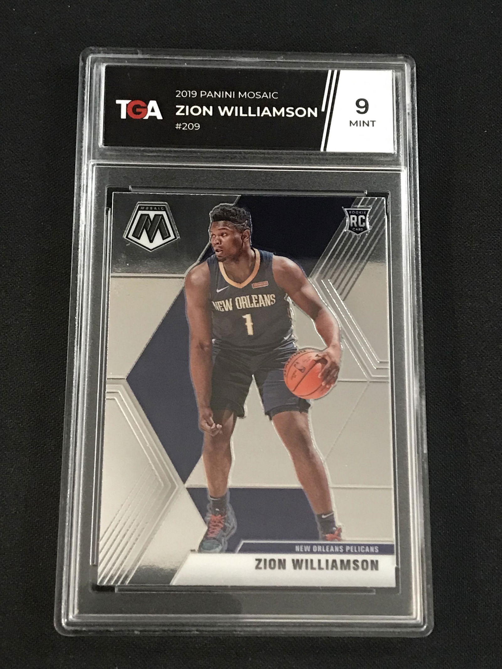 2019 Panini Mosaic Zion Williamson Rookie Tga 9 (1 of 2)
