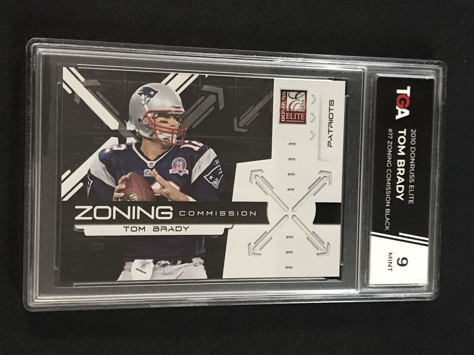 2010 Donruss Elite Tom Brady Tga 9 Mint (1 of 2)