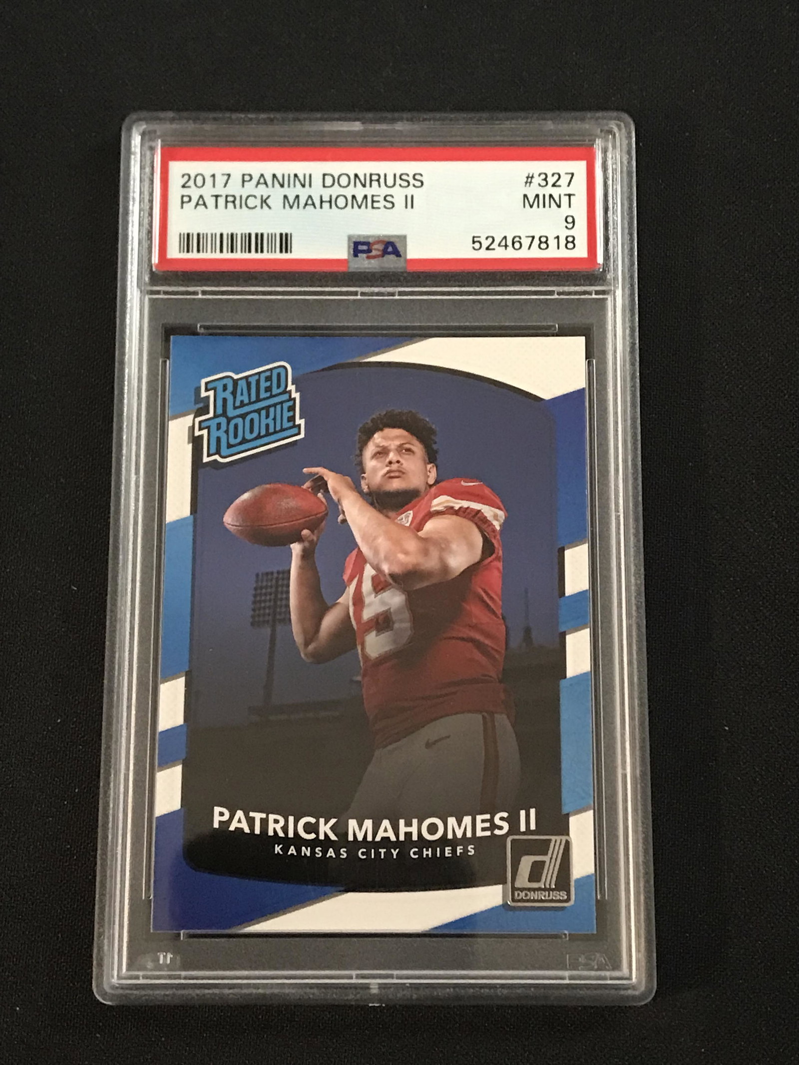2017 Panini Donruss Patrick Mahomes Rc Psa 9 (1 of 2)