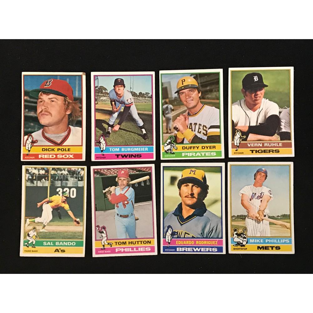 500 1976 Topps Baseball Cards (1 of 2)