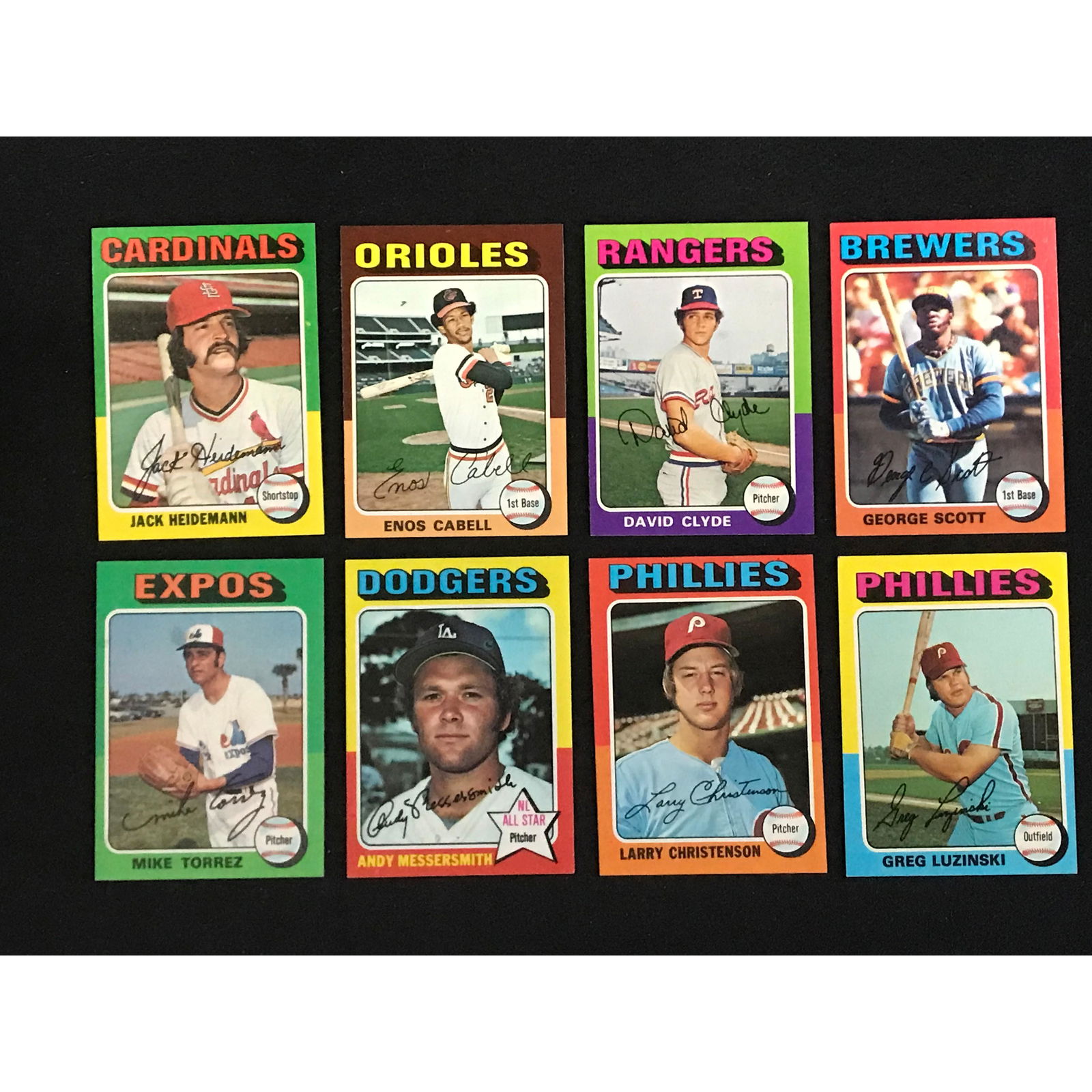 264 1975 Topps High Grade Baseball Cards (1 of 2)