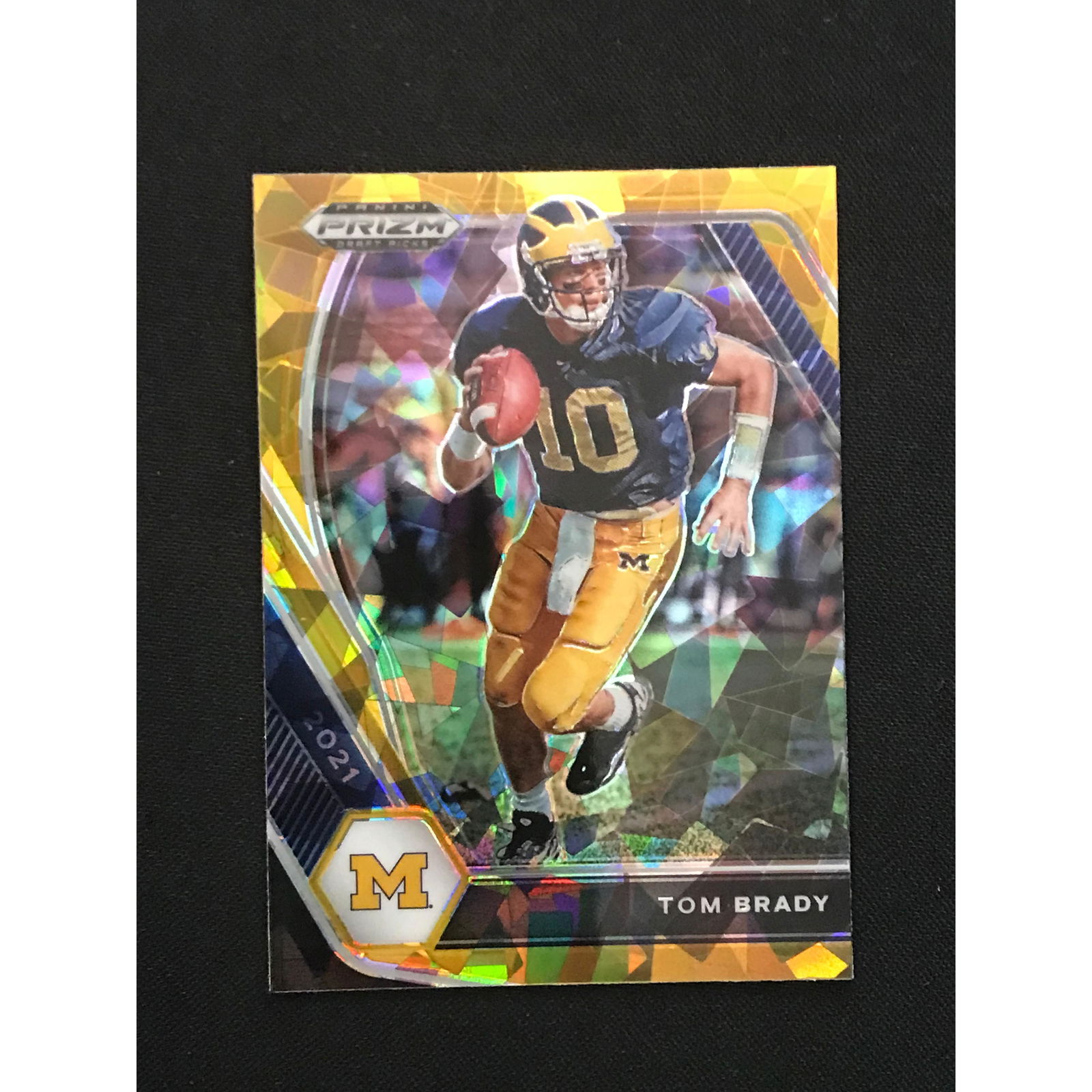 2021 Prizm Gold Cracked Ice Tom Brady (1 of 2)