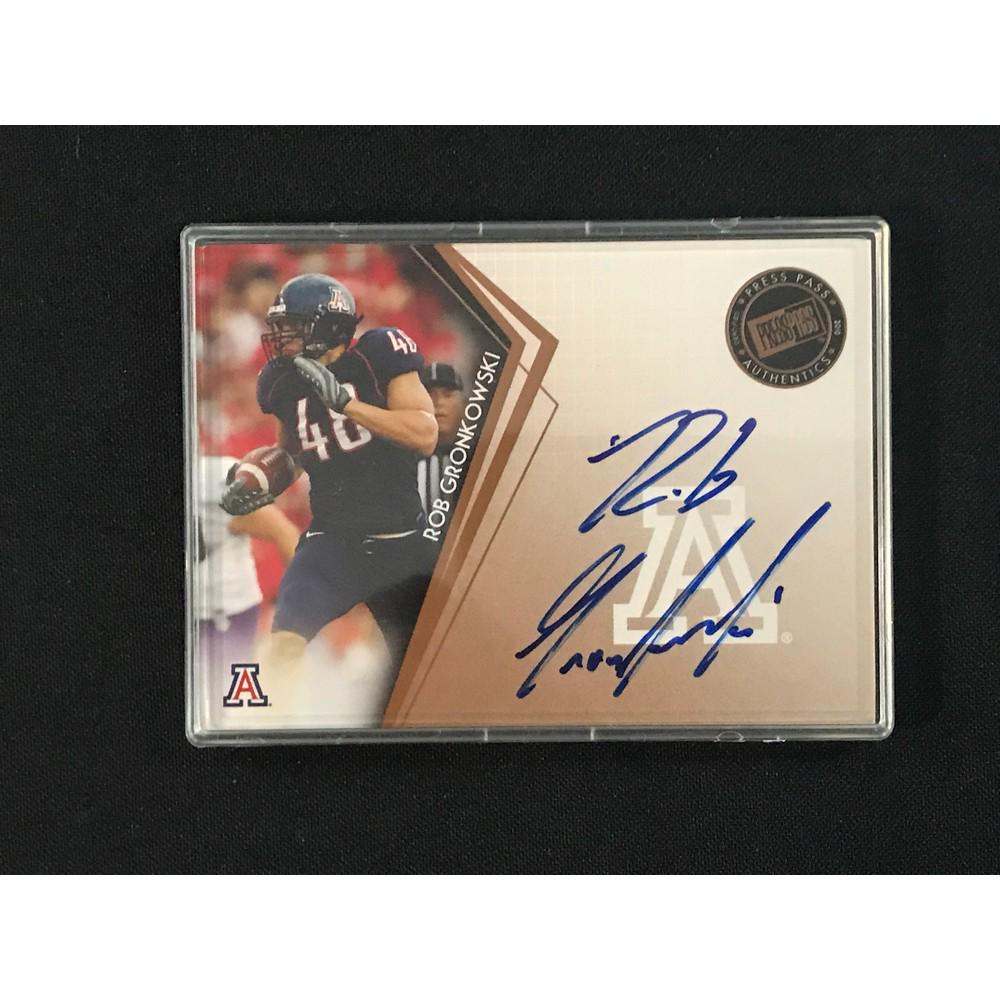 2010 Press Pass Rob Gronkowski Rc Auto (1 of 2)