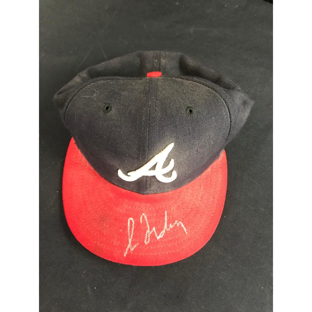 Greg Maddux Signed Hat Jsa Coa (1 of 2)