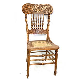 4 Antique Oak Press Back Side Chairs: Very Decorative