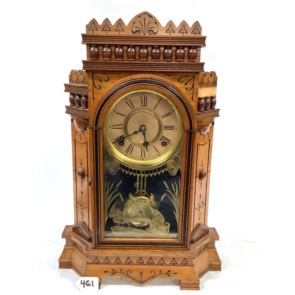 Gilbert Wooden Mantle Clock gold etched birds glas (1 of 4)