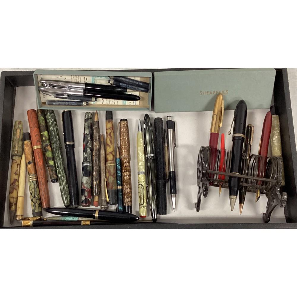 Vintage Fountain Pens / Fountain Pen Holder Signed: 20 Plus Pieces