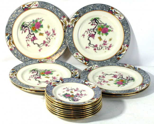 15 Pieces of Lenox Ming pattern plates: 15 Pieces of Lenox Ming pattern plates