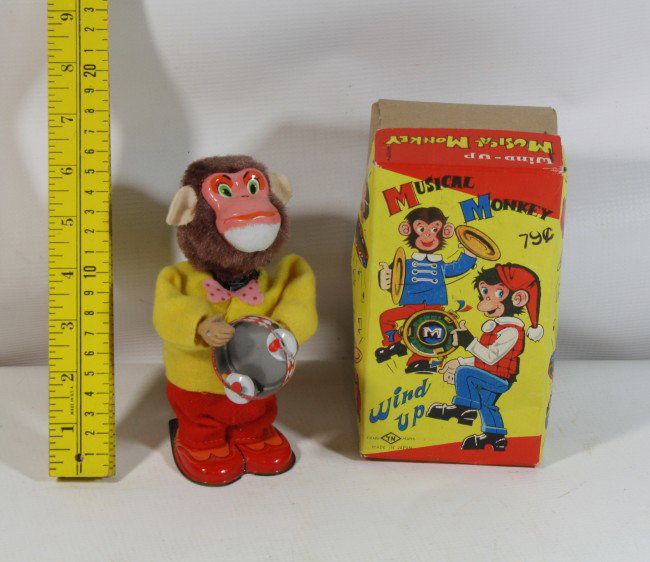 Musical Monkey Tin windup toy in original box: Musical Monkey Tin windup toy in original box