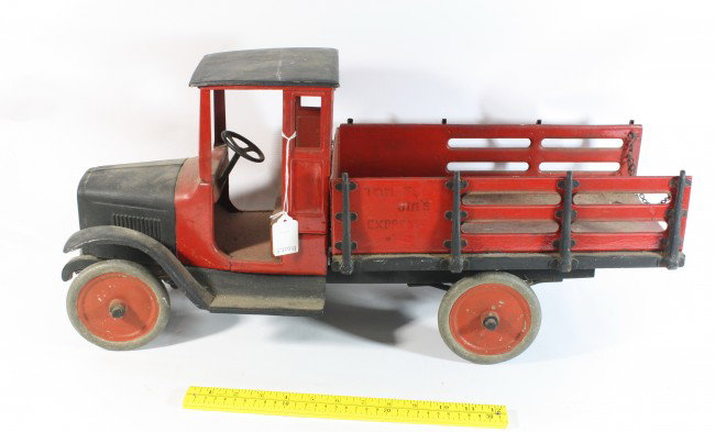 Buddy L Stakebody truck: Buddy L Stakebody truck