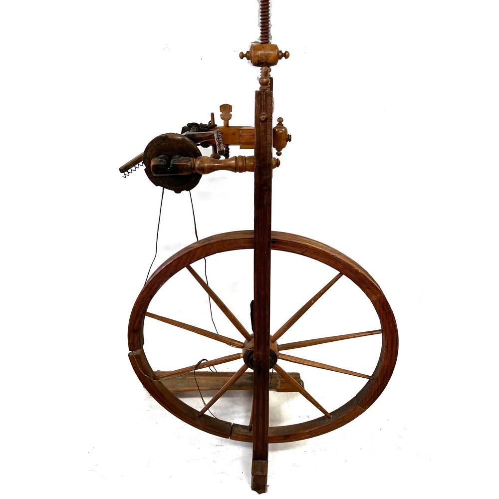 Antique Wooden Flax Wheel (1 of 2)