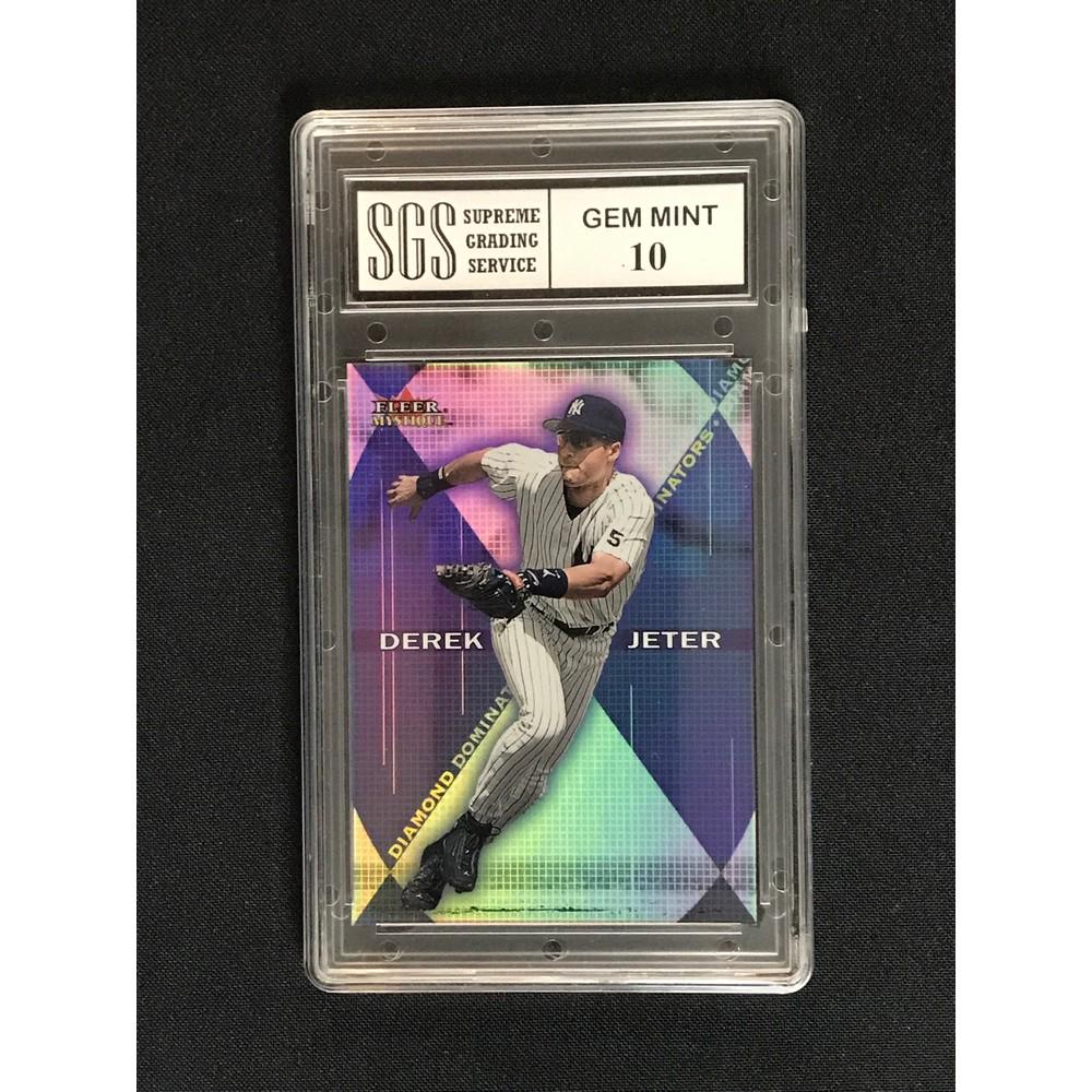 2000 Fleer Mystique Derek Jeter Graded 10 (1 of 2)