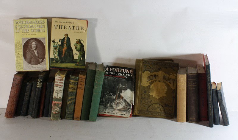 Book lot to include Leica cameras, Ben Franklin an: Book lot to include Leica cameras, Ben Franklin and his life and more