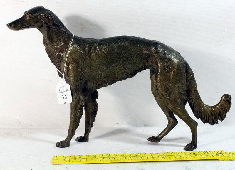 12" Statue depicting Irish Hunting Dog: 12" Statue depicting Irish Hunting Dog