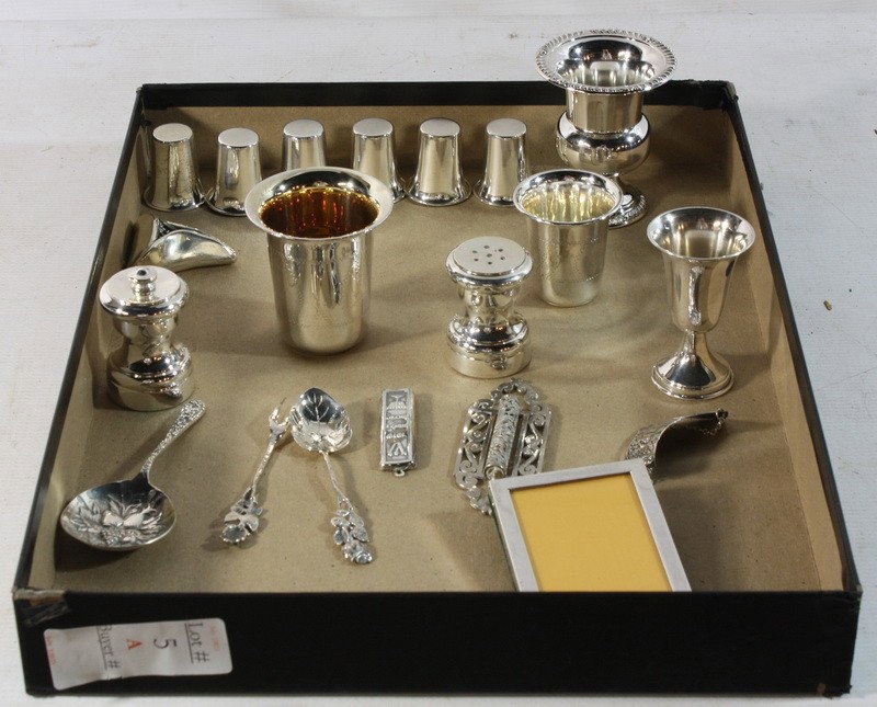 Sterling silver lot with cups and shot glasses etc.: Sterling silver lot with cups and shot glasses etc. 13.75 OZT