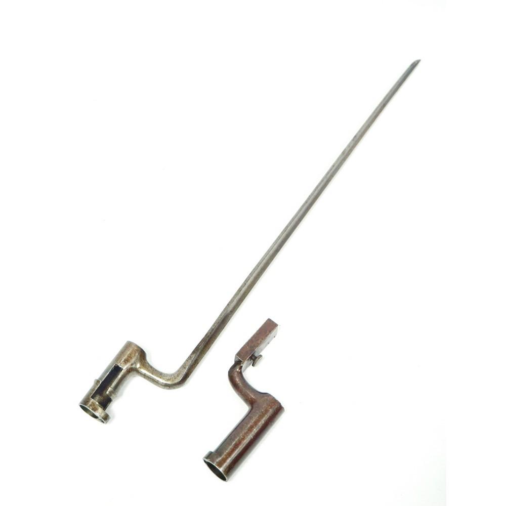 Unmarked Us Socket Bayonet: 1873 Style Socket Bayonet That Is Unmarked. There Is The Letter B Stamped In The Bottom Of The Socket. Included Is A Socket For 1840 Style Us Bayonet But The Blade Has Been Cut Off And Replaced By Som