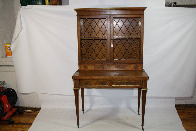 Birdseye country desk with hepplewhite legs, 3 smal: Birdseye country desk with hepplewhite legs, 3 small drawers and larger desk front drawer