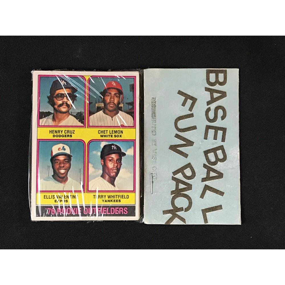 1976 Topps Baseball Cello Fun Pack (1 of 2)
