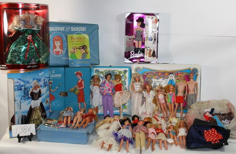 Large lot of Barbie Dolls and doll cases Barbie F: Large lot of Barbie Dolls and doll cases Barbie Friendship and Country Camper