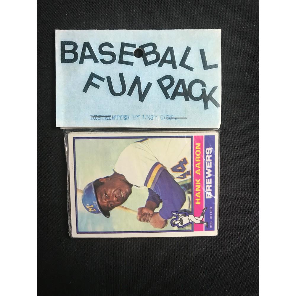 1976 Topps Baseball Cello Fun Pack West Corp (1 of 2)