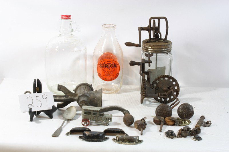 Misc. lot with glass jars and other: Misc. lot with glass jars and other