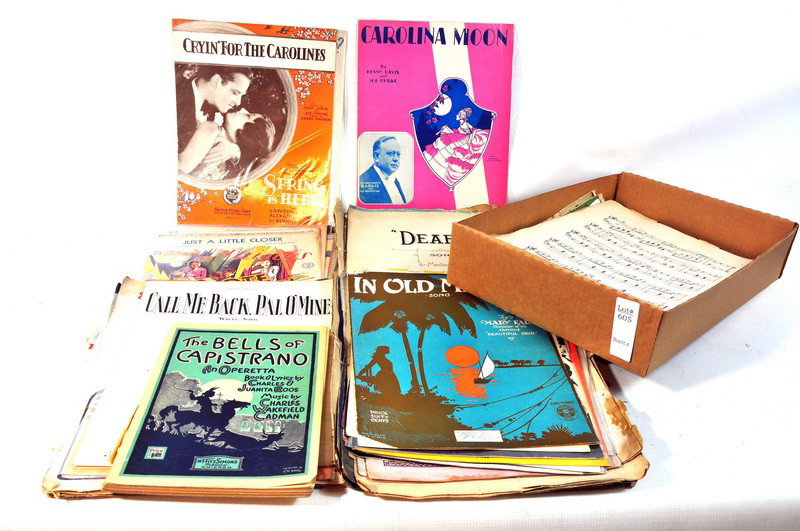 Sheet music lot: Sheet music lot