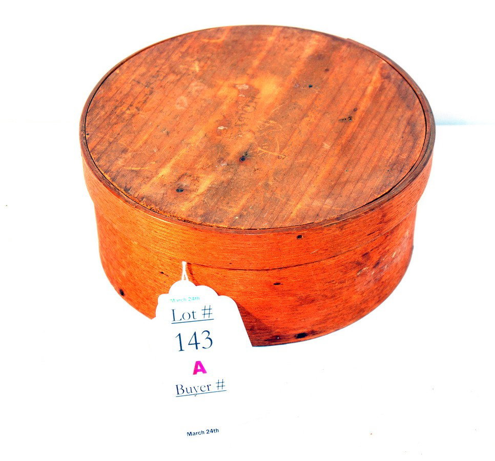 Small natural colored covered pantry box: Small natural colored covered pantry box