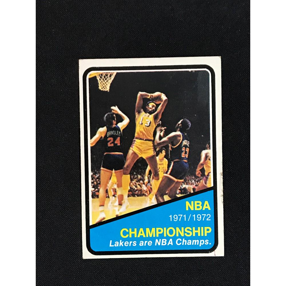 1972 Topps Wilt Chamberlain Nba Champs (1 of 2)