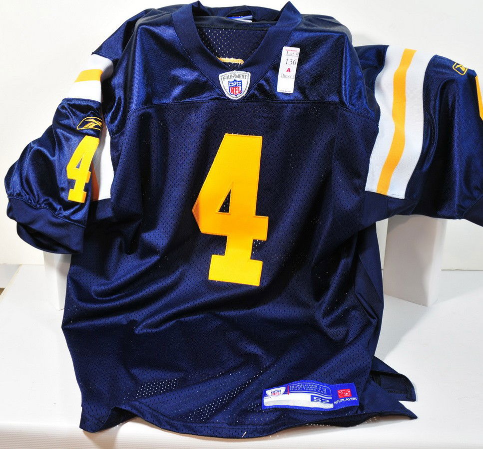 Official Brett Favre Retro Jersey, Reebok size 52: Official Brett Favre Retro Jersey, Reebok size 52