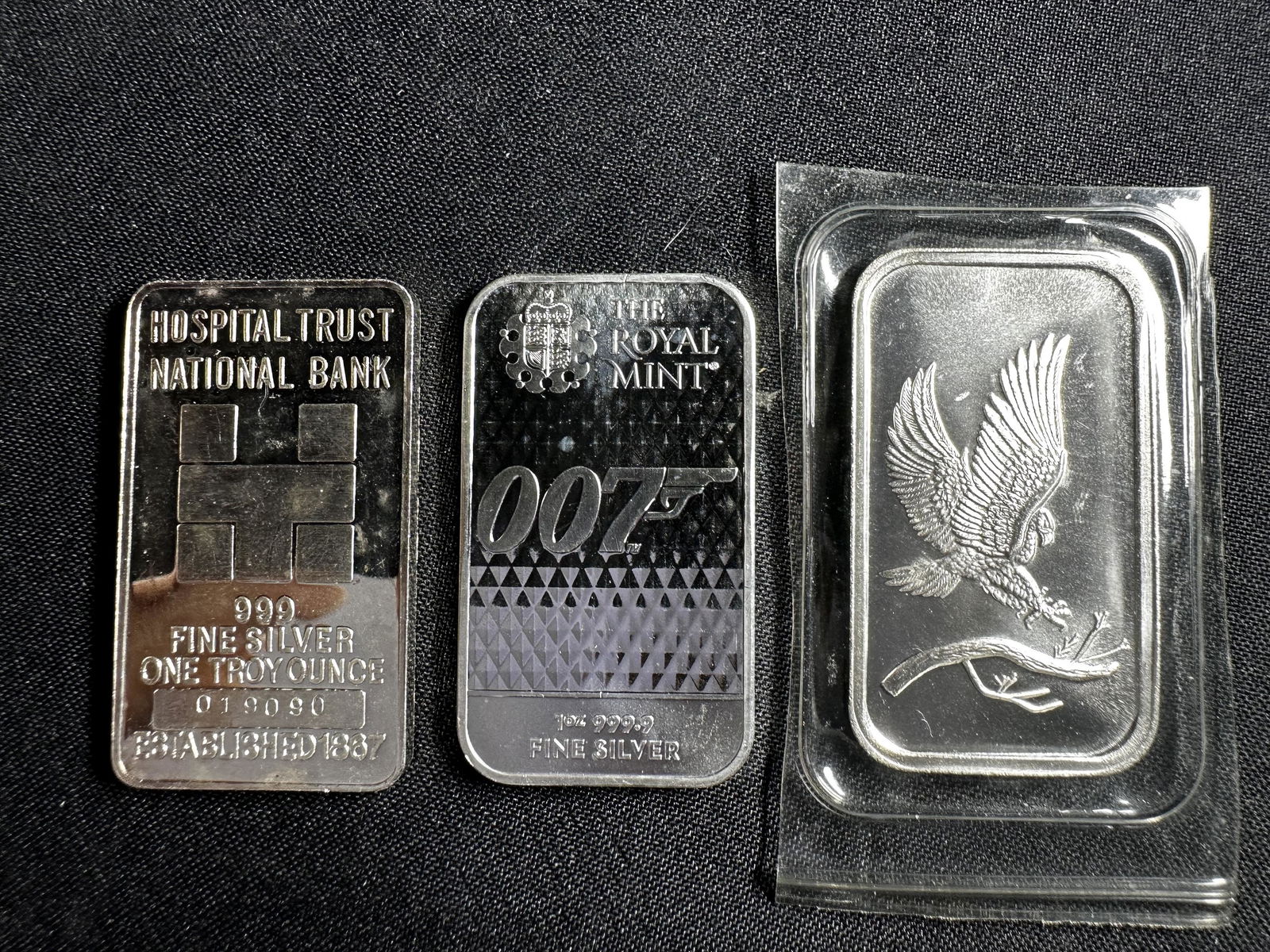 Three .999 1oz Silver Bars: Three .999 1oz Silver Bars