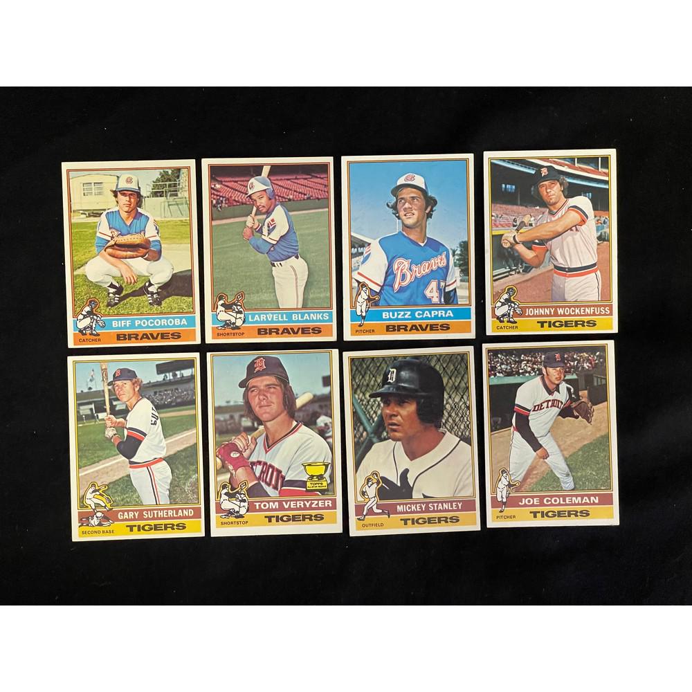 (240) 1976 Topps Baseball Cards (1 of 6)
