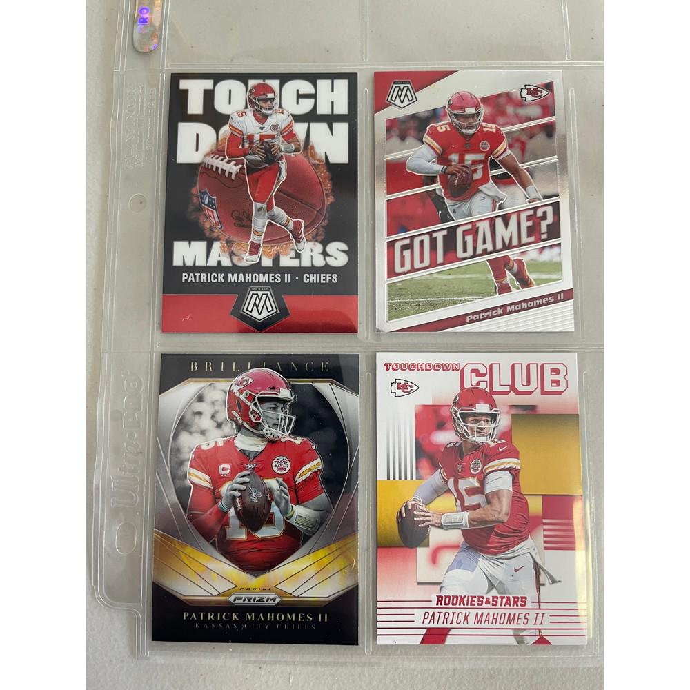 (4) Patrick Mahomes Cards Witrh Inserts (1 of 2)