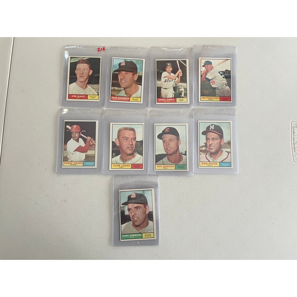 (9) 1961 Topps Baseball Cards Nice Shape (1 of 1)