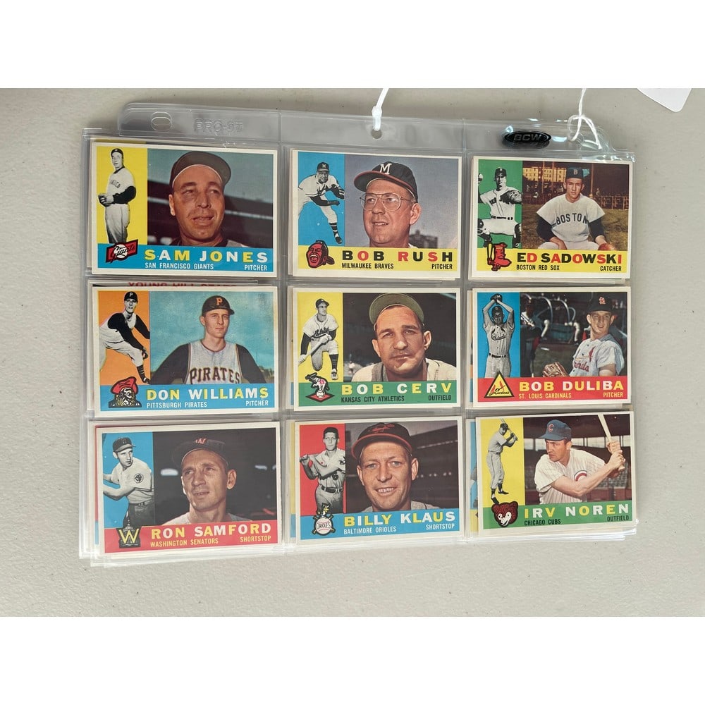 (45) Mint 1960 Topps Baseball Cards (1 of 5)