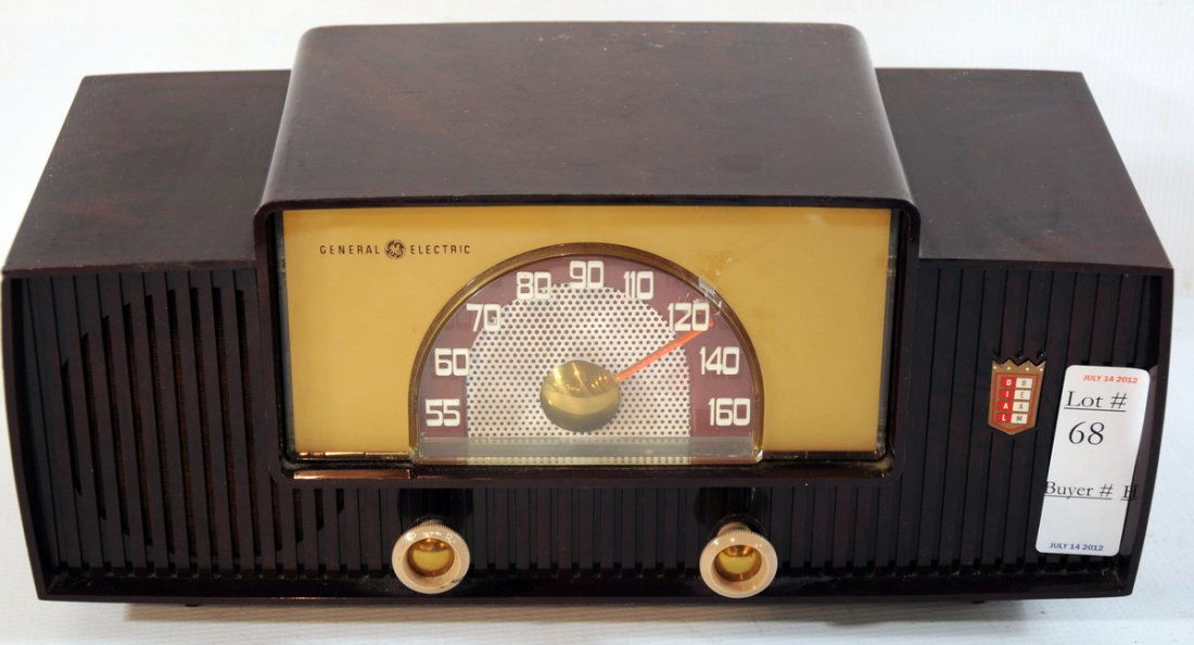 General Electric AM Radio Table Model "Dial Beam"ci: General Electric AM Radio Table Model "Dial Beam"circa. 1950 6 x 13.5" Working Condition: also has a phono input