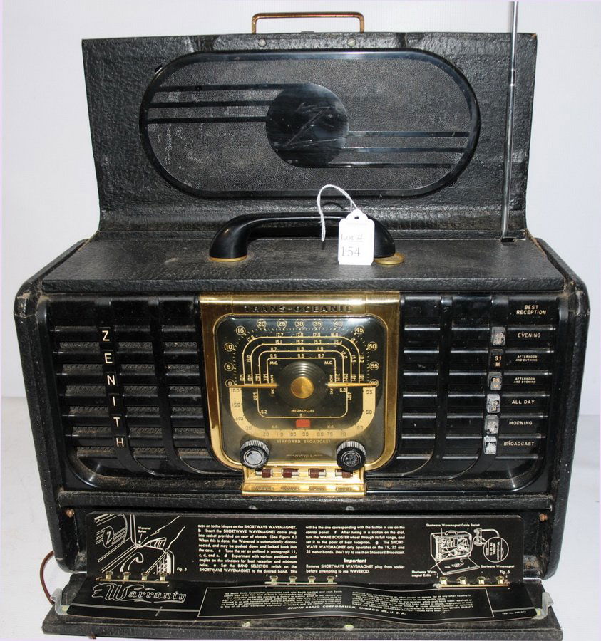 Zenith 8G005 Series Trans-Oceanic Short-Wave and B: Zenith 8G005 Series Trans-Oceanic Short-Wave and Broadcast Radio. Made between 1946-1951