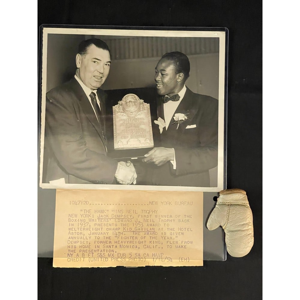 1954 Jack Dempsey/kid Gavilan Photo 8x10: 1954 Jack Dempsey/kid Gavilan Photo 8x10